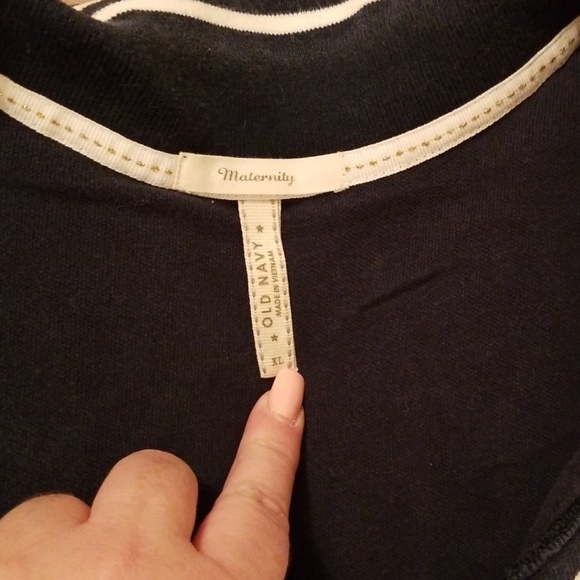 Maternity tops ×2 - Picture 5 of 5